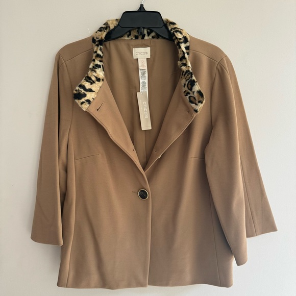 New! Women’s Chico’s Animal Faux Fur Collar Swing Jacket In Toast Tan NWT - Picture 4 of 9